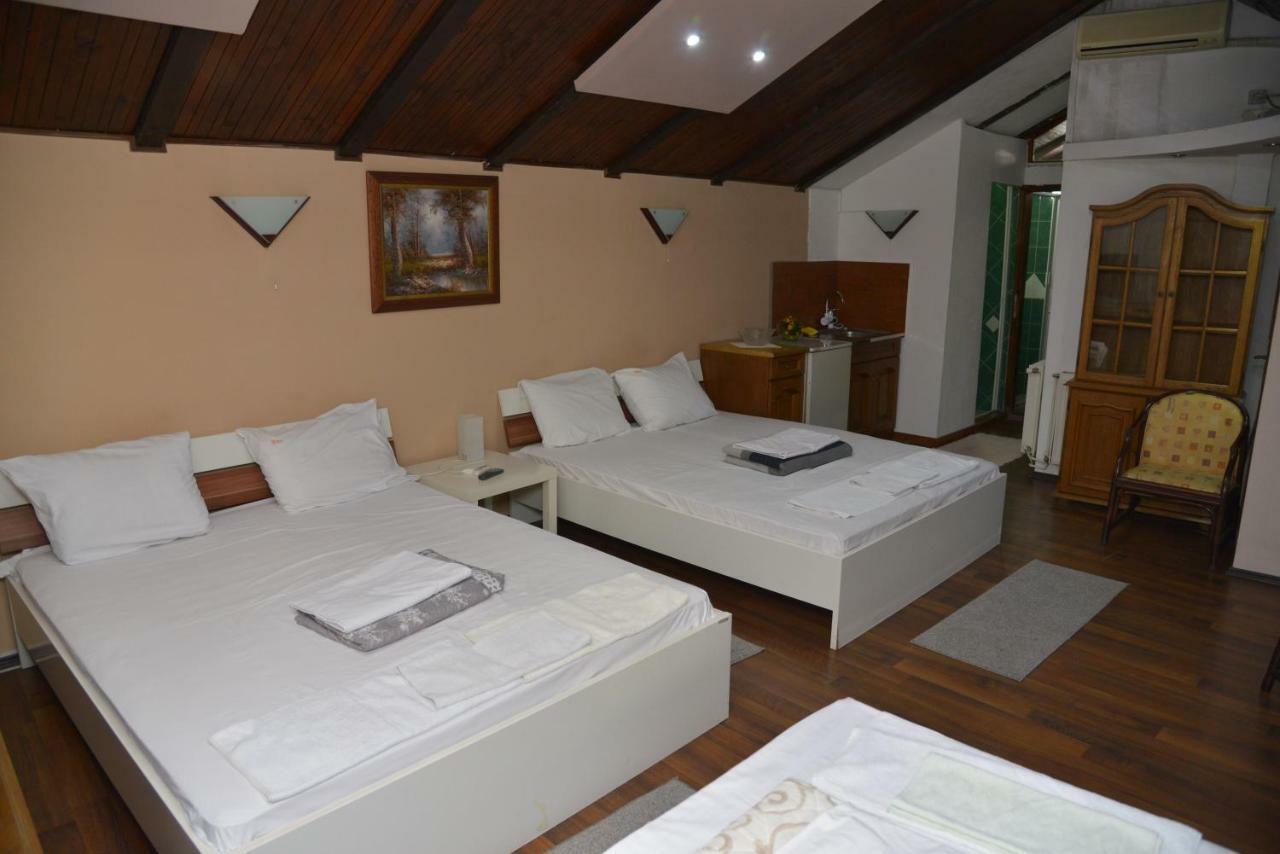 Lira Inn Nis Exterior photo